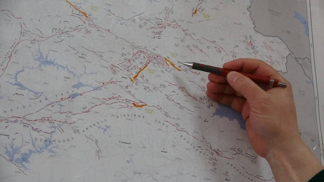 O bölgede sismik gerilim tespit edildi! Üç levhanın kesiştiği noktada deprem riski çok yüksek 6